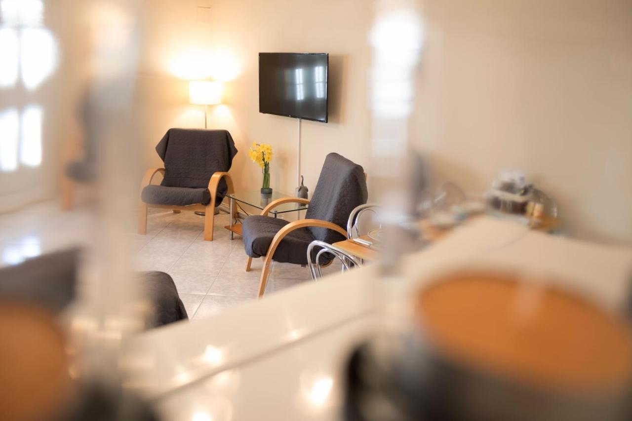Silene Luxury Apartment Néa Péramos Dış mekan fotoğraf