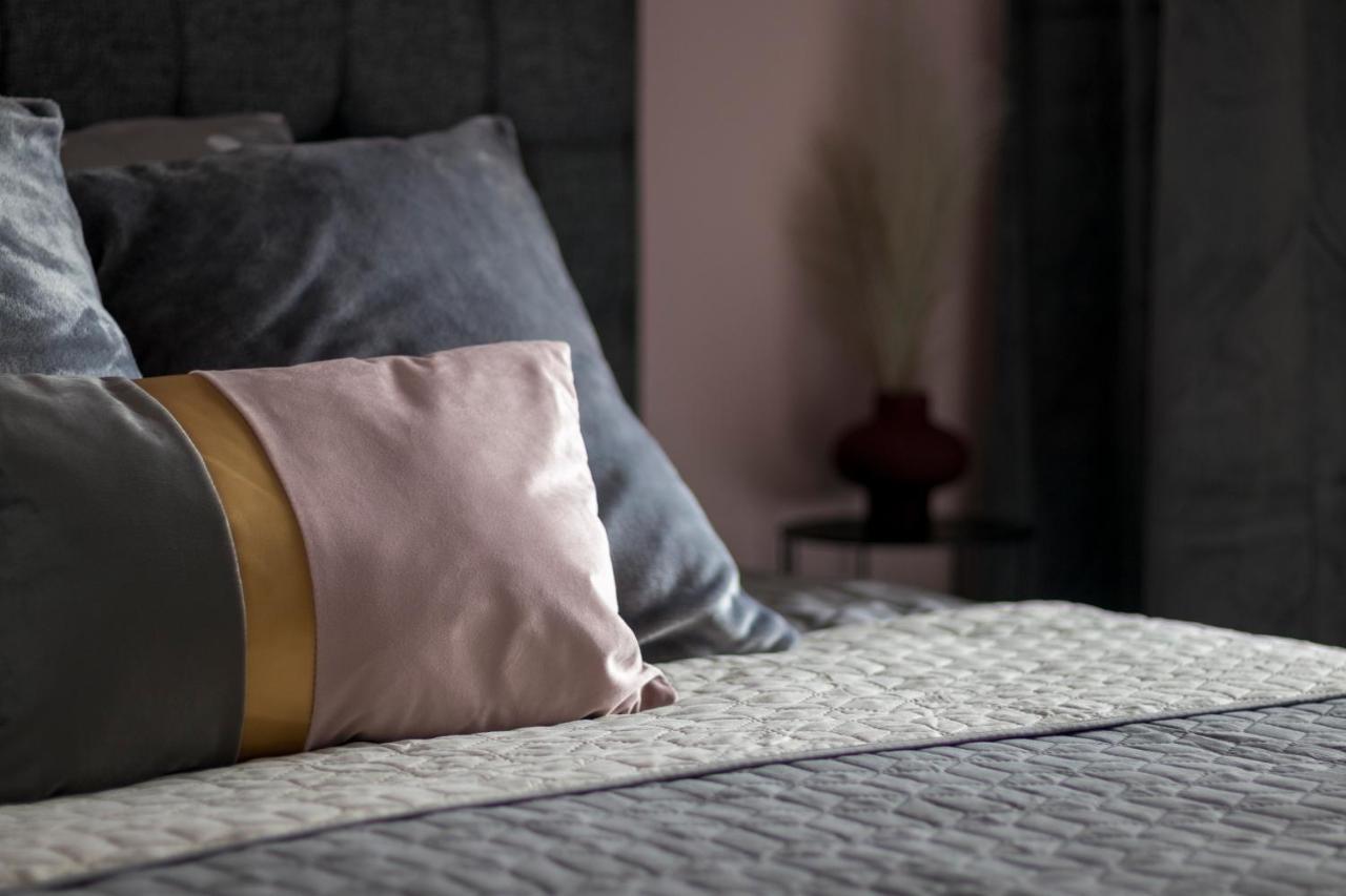 Silene Luxury Apartment Néa Péramos Dış mekan fotoğraf