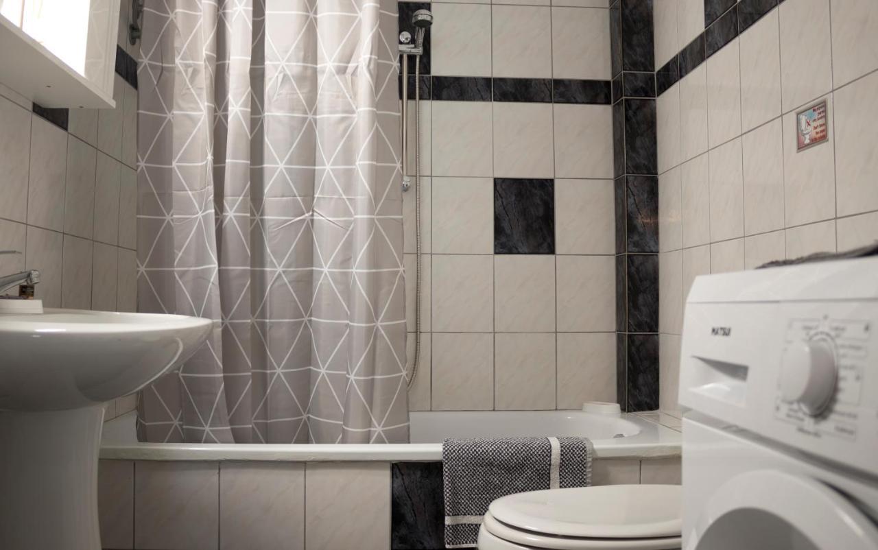 Silene Luxury Apartment Néa Péramos Dış mekan fotoğraf